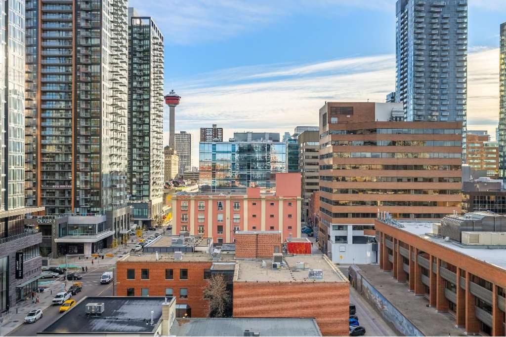 Miso 2 Bd - Skyline View Patio Gym Pool & Ac Calgary